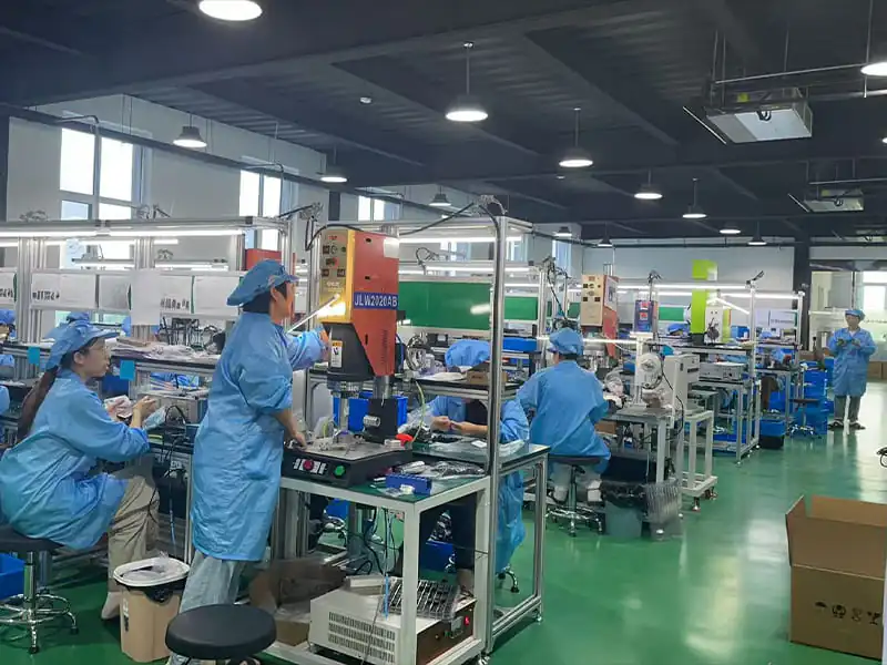 In Bedook's factory production workshop, workers are conducting the final quality inspection on web tension control system products about to leave the factory